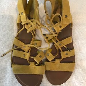Yellow leather Dolce Vita gladiator sandals